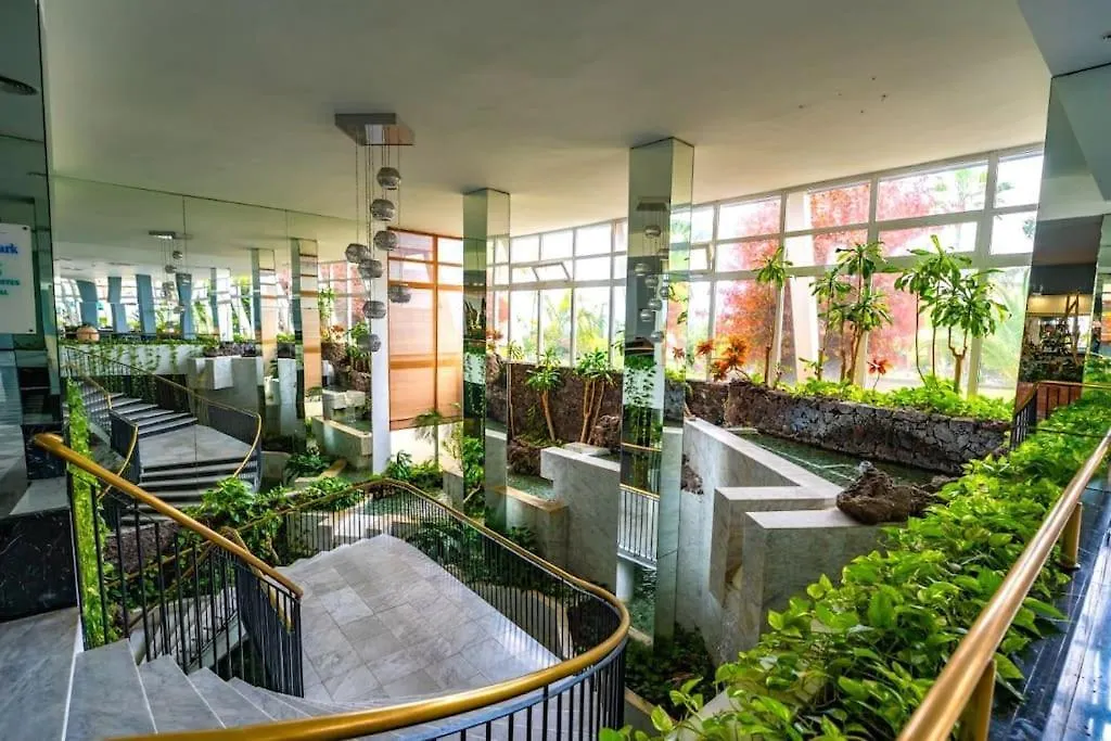 Bimba Studio Park Santa Úrsula Espanha